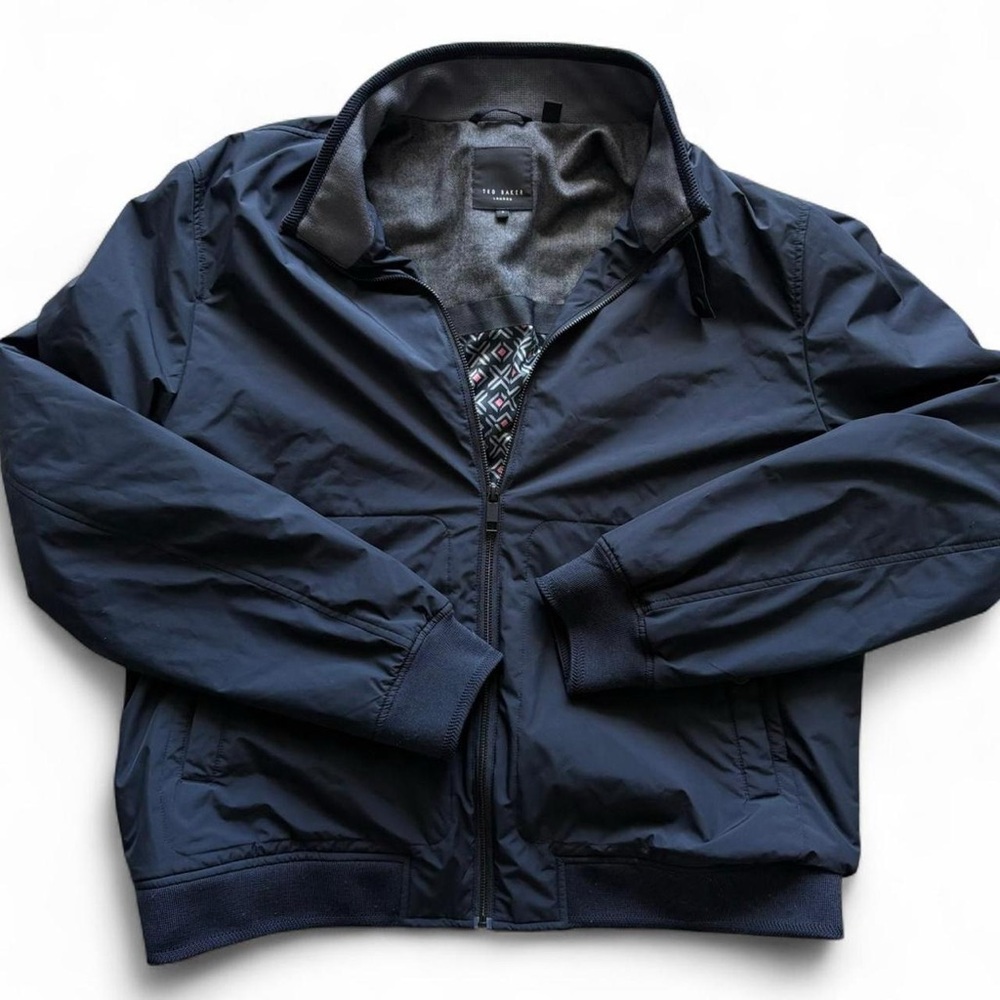Ted Baker Navy Blue Men's bomber Jacket size 7 / size L perfect condition
